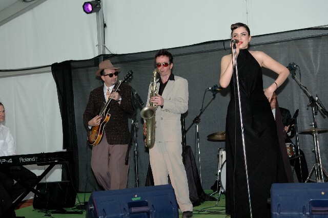 min 2008 05 04 retro rhythm 301